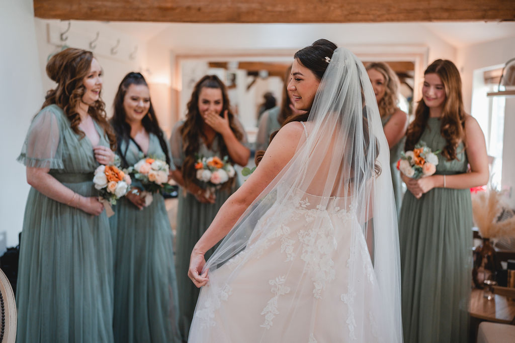 second wedding photographer